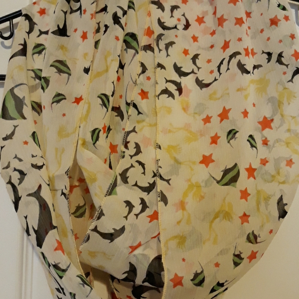 Infinity scarf
